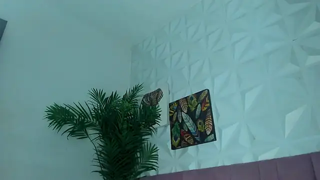 Hellen Sky online show from February 10, 7:17 pm