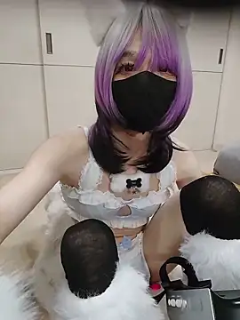 fur love0 online show from August 6, 1:18 pm