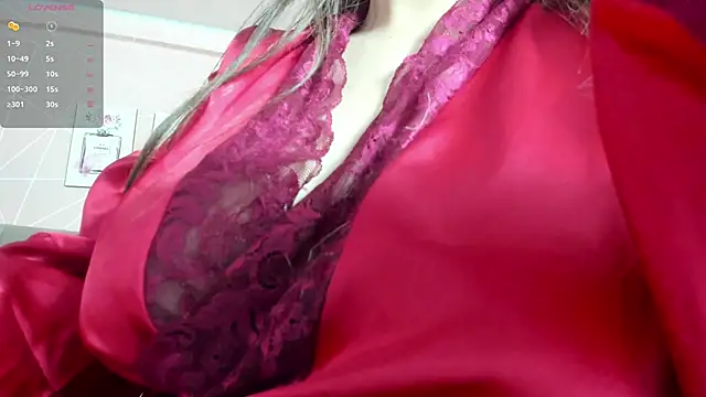 dolly zoe online show from November 7, 10:58 pm