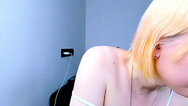 tenebris online show from October 18, 2:47 am