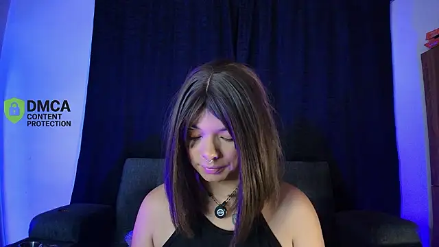 yungelitamor  online show from March 8, 5:44 am