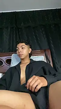 xhenisa  online show from January 15, 4:18 am