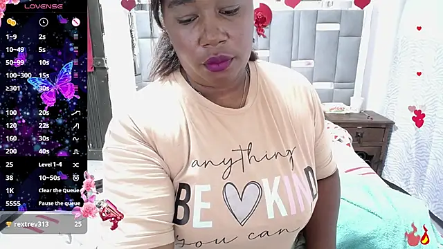 thickebonymilfF online show from September 12, 5:19 am