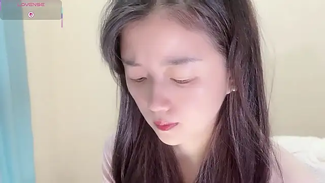 A-xena online show from December 14, 2:28 am