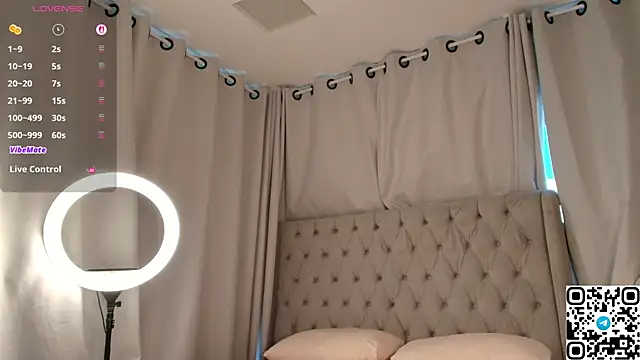 Skinny Alice online show from April 12, 11:02 am