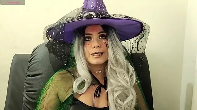 irinasweet27 online show from October 31, 1:51 am