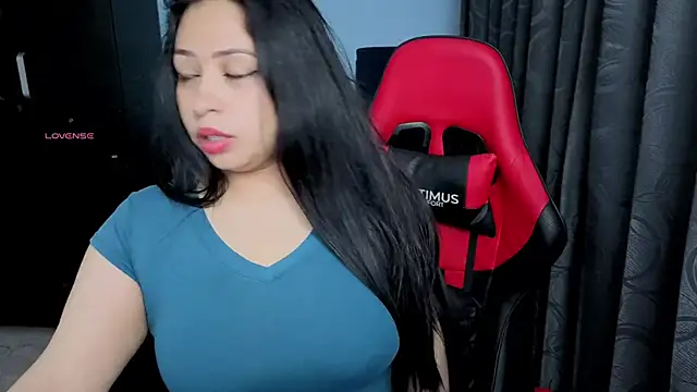 charlotee lovee69 online show from October 3, 3:22 am