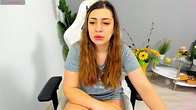 EveEvian online show from June 8, 1:45 pm