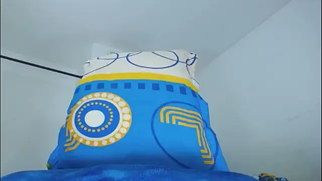 MonikTSbigcock online show from April 10, 6:30 am