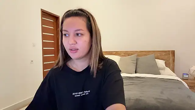 Nelly Fischer online show from September 15, 1:03 am