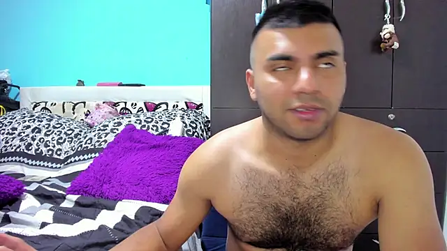 2ScarletandRyan8 online show from February 24, 11:20 am