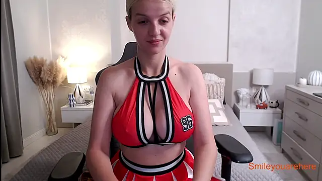 Smileyouarehere online show from October 3, 2:05 am