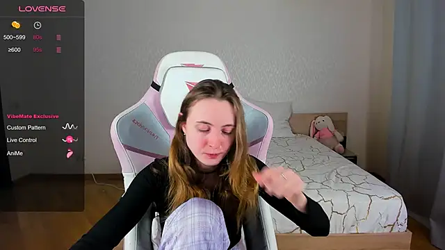 Cowell Adelina online show from November 28, 9:34 am