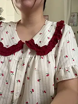Ruby bear online show from May 8, 2:04 am