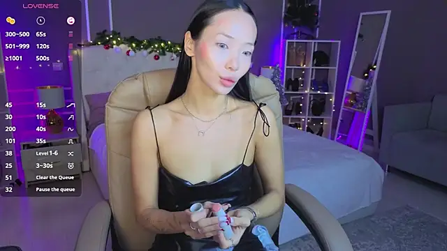  MIURA  online show from January 9, 1:10 am