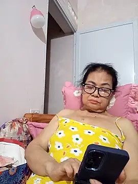 Hotestlove online show from April 13, 2:07 pm