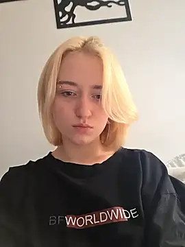 Banshee flower1 online show from January 15, 12:05 am