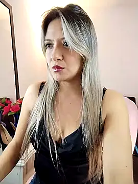 valeriahunter1 online show from November 1, 11:31 pm