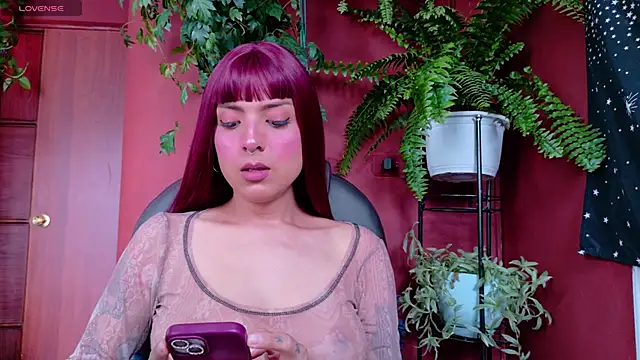 Yeriawaddell  online show from April 10, 8:26 pm