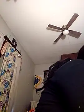 sweetkitty111 online show from October 9, 8:24 pm