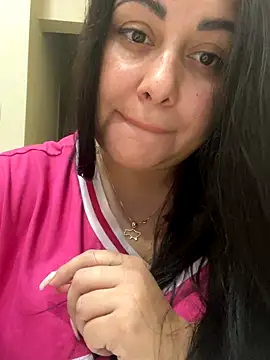 DaisyStreet online show from October 24, 9:05 am