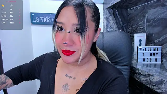 miss danika online show from April 11, 11:03 am