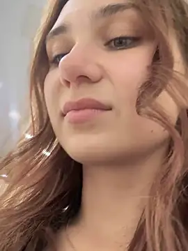 QuitieLia online show from October 18, 10:29 am