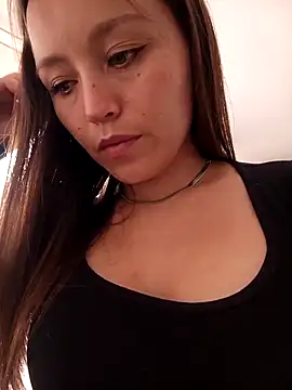 marena saenz online show from February 19, 5:01 pm