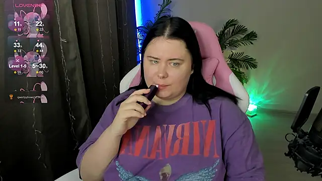 Akemi BBW online show from December 20, 5:33 am