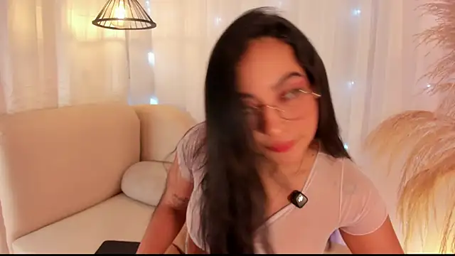 anniesweet02 online show from September 30, 10:36 pm