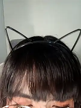 Chall mee online show from February 9, 4:09 pm