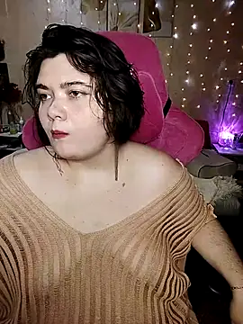 DenisHailey online show from September 25, 5:33 pm