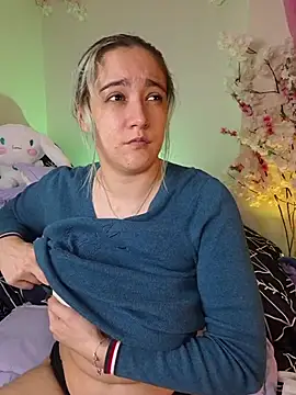 NaomiShimizu online show from November 12, 8:40 pm