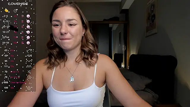 ThreeshaWhite online show from October 5, 5:34 am