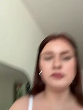 MaribelRiver online show from April 17, 9:55 am