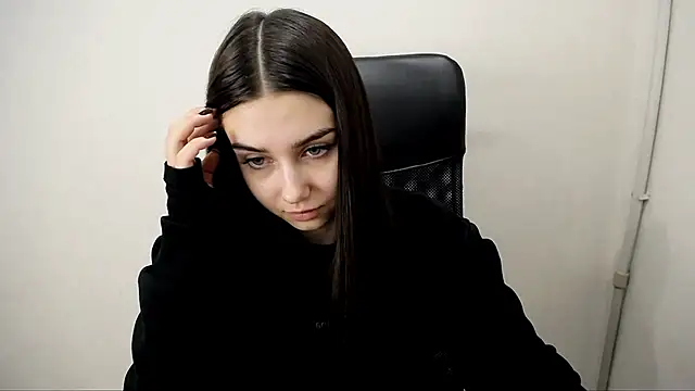 Lili magic online show from October 24, 9:49 am