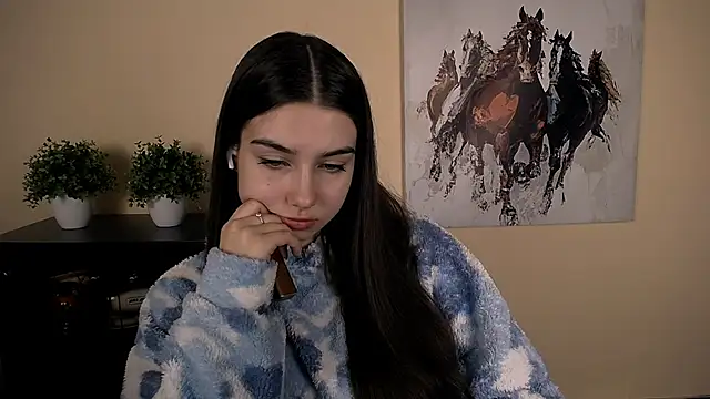 Lili magic online show from February 28, 3:33 pm