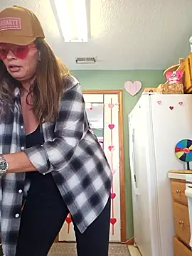 Erotic and Exotic online show from February 11, 8:32 pm