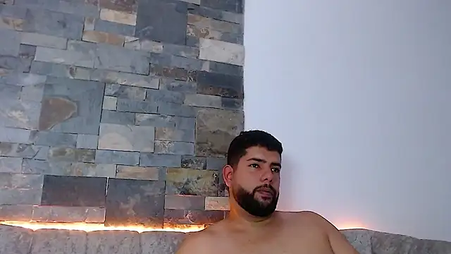 passionate love22 online show from February 3, 9:07 pm