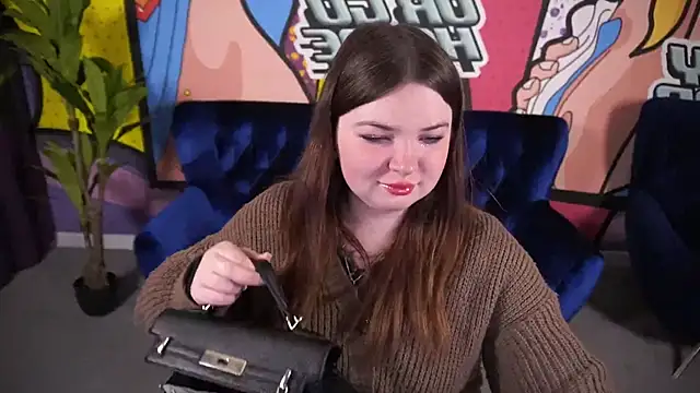 RosieMoons online show from October 6, 7:29 pm