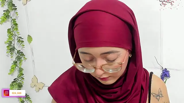 aysel elid online show from September 27, 10:50 pm