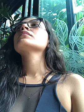 Gia Mazzon online show from April 15, 4:18 pm