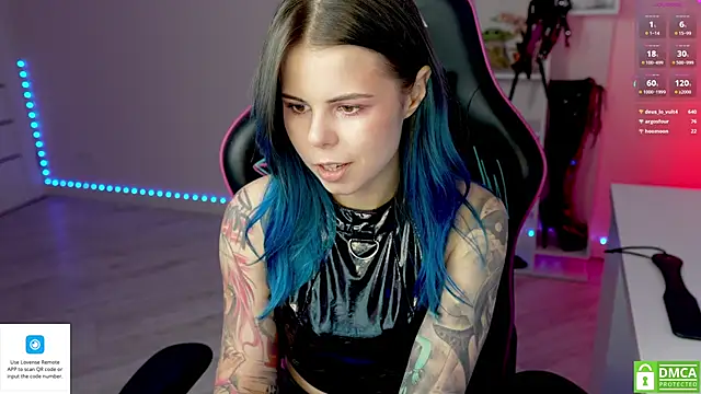 Latex Kitty online show from January 15, 2:23 pm