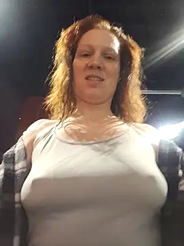 Exhibitionsplit online show from February 2, 10:20 pm