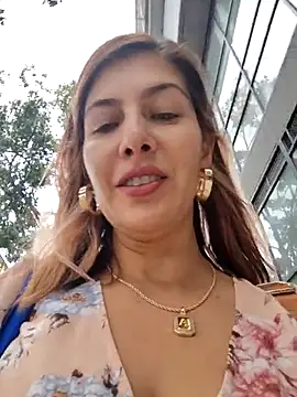 scarlett moore online show from February 22, 4:52 pm