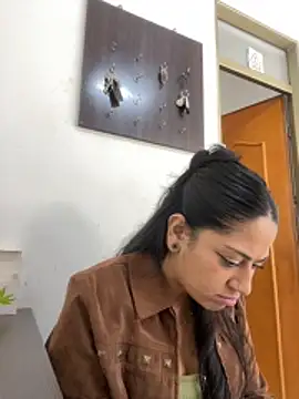 Juana19 online show from October 15, 2:30 pm