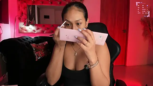 AmelyaMann online show from April 8, 2:08 pm