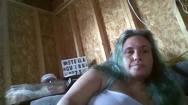 stellaquinn1775 online show from January 7, 6:33 pm