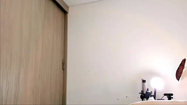 aalyce syn online show from September 11, 5:57 pm