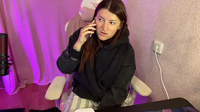 Katrin  kiss online show from October 13, 3:58 pm